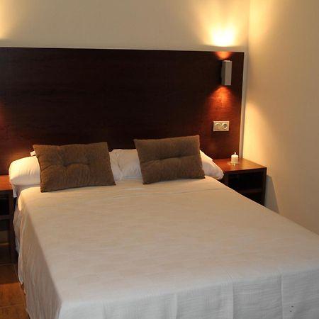 Hotel Rural Arroyo La Plata By Bossh Hotels Jerez De Los Caballeros Exterior photo