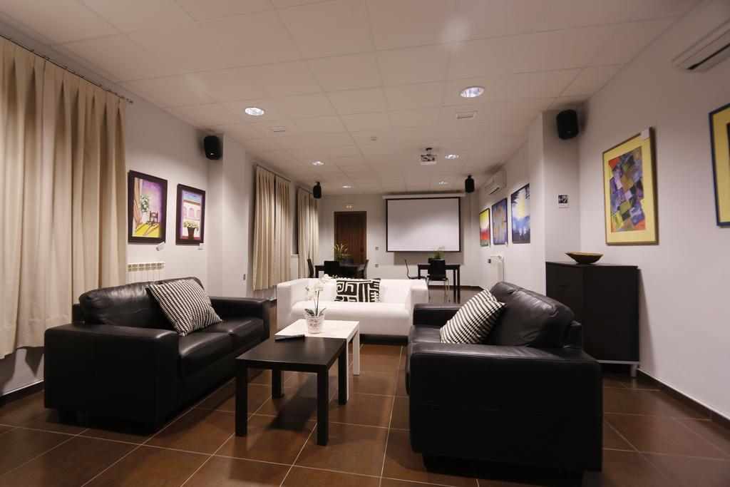 Hotel Rural Arroyo La Plata By Bossh Hotels Jerez De Los Caballeros Exterior photo