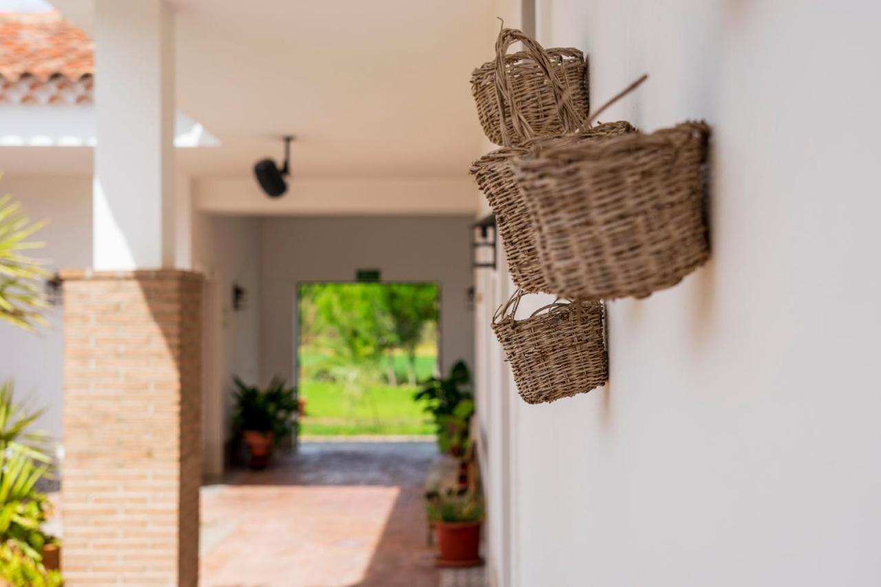 Hotel Rural Arroyo La Plata By Bossh Hotels Jerez De Los Caballeros Exterior photo